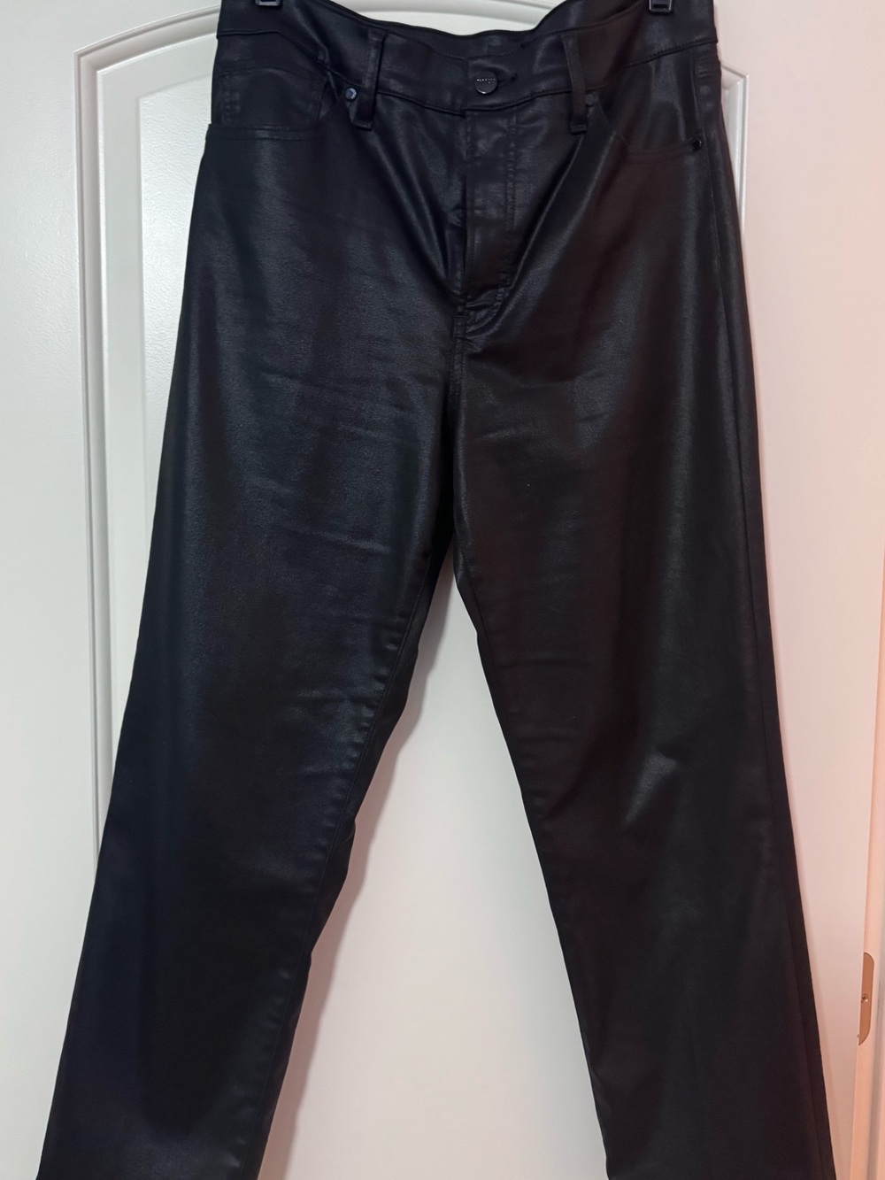 Express Women’s Black Straight-Leg Coated Denim Jeans